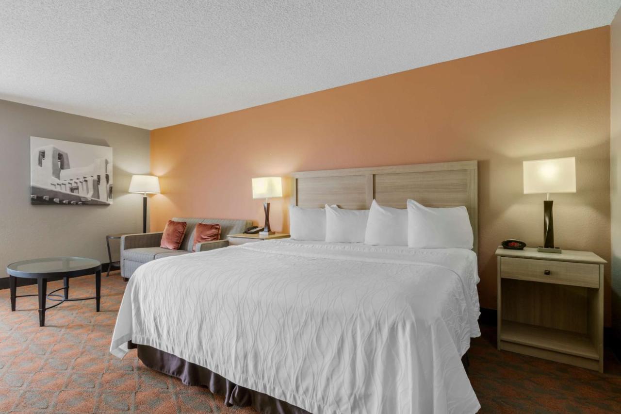 Best Western Pecos Inn Артижа Экстерьер фото