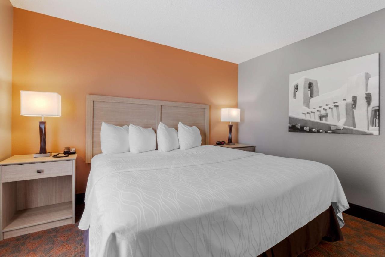 Best Western Pecos Inn Артижа Экстерьер фото