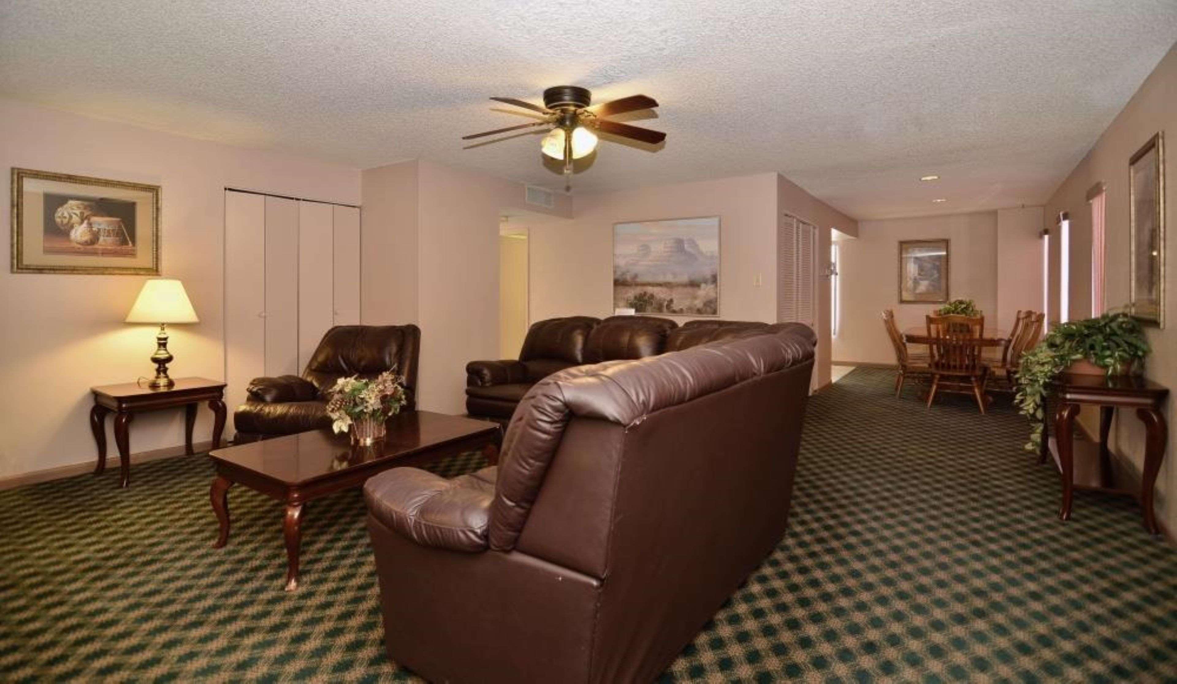 Best Western Pecos Inn Артижа Экстерьер фото